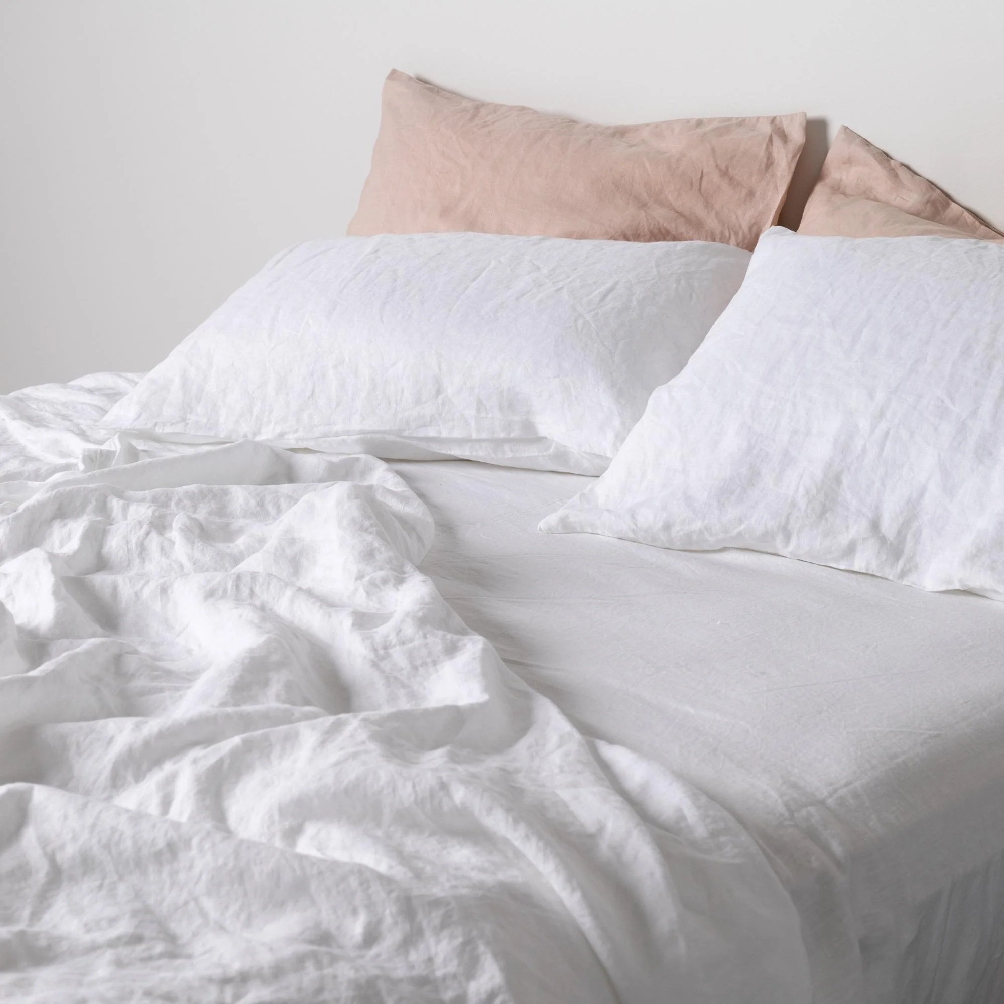 Brilliant White Linen Fitted Sheet - Extra Deep Drop - Image 5