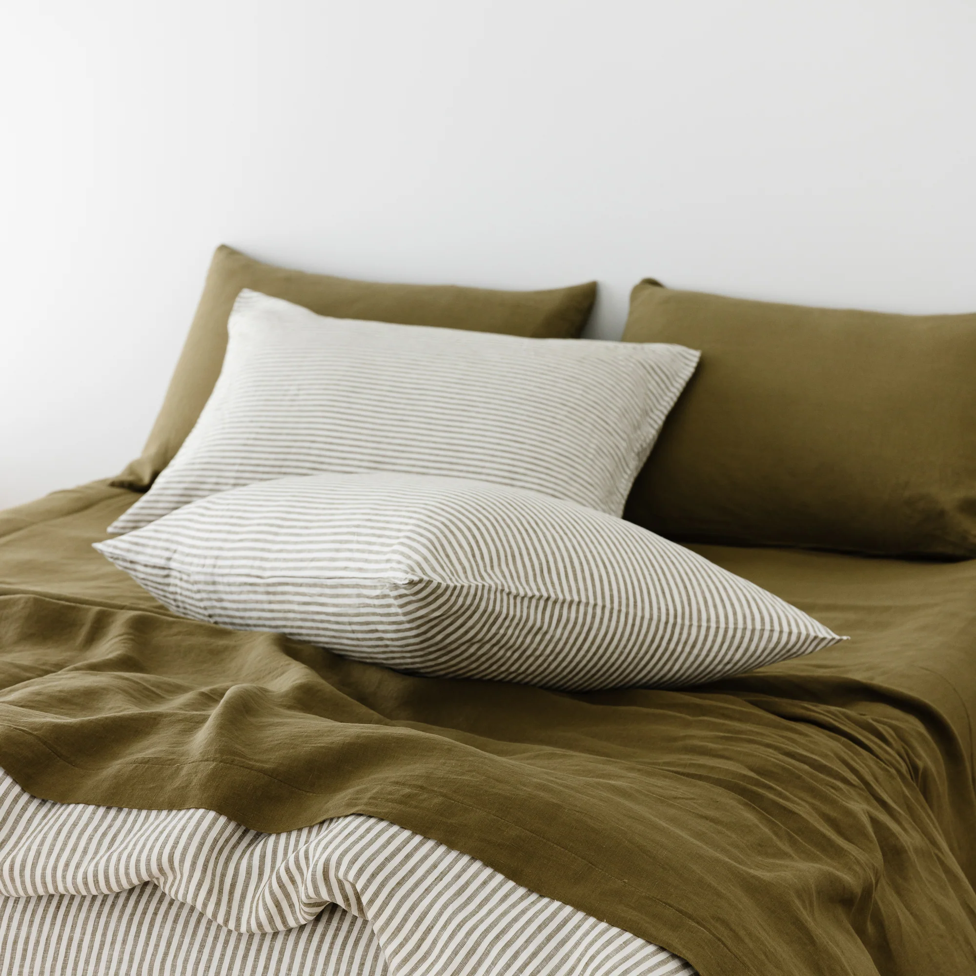 Olive Green Linen Fitted Sheet - Image 7