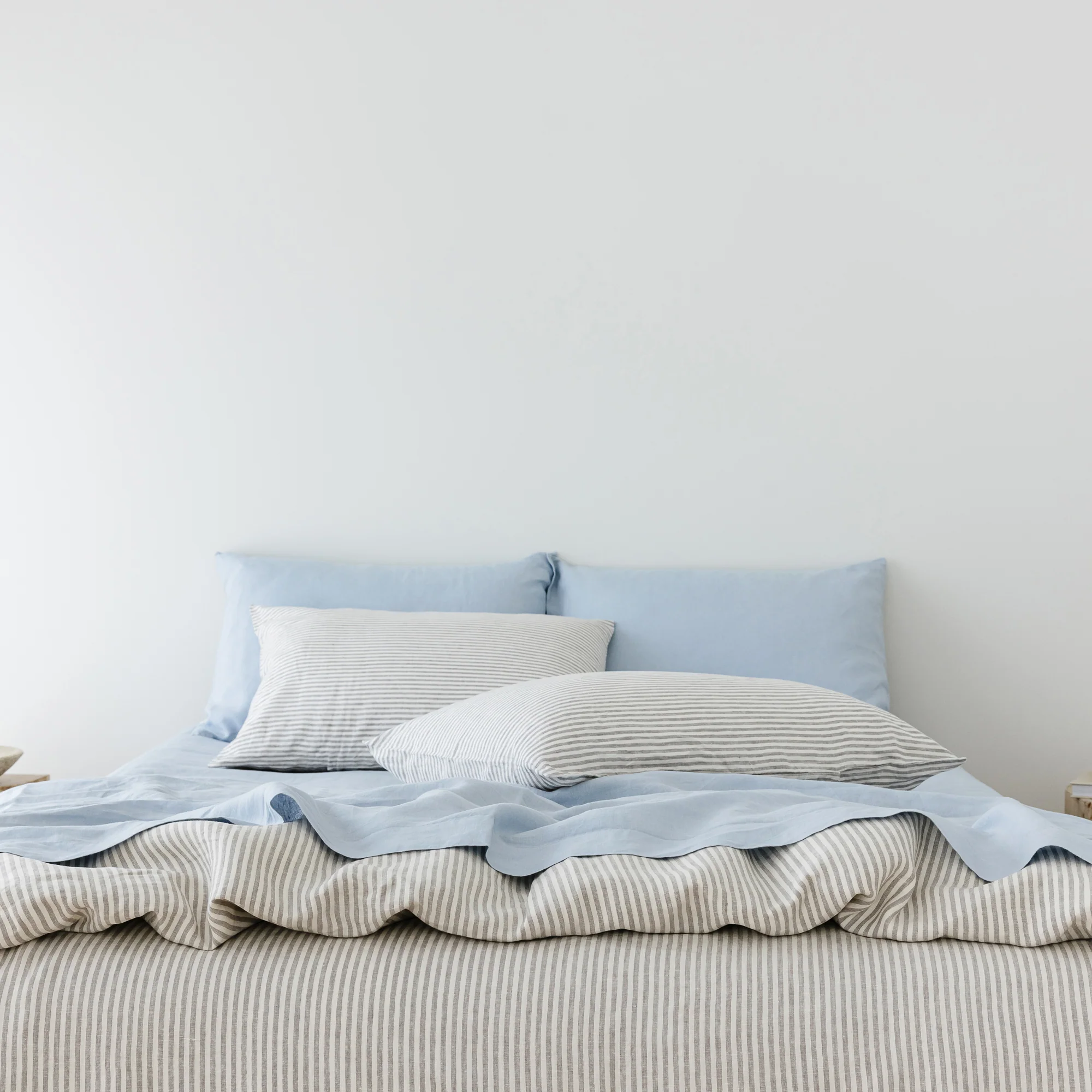 Grey Stripes Linen Duvet - Image 6