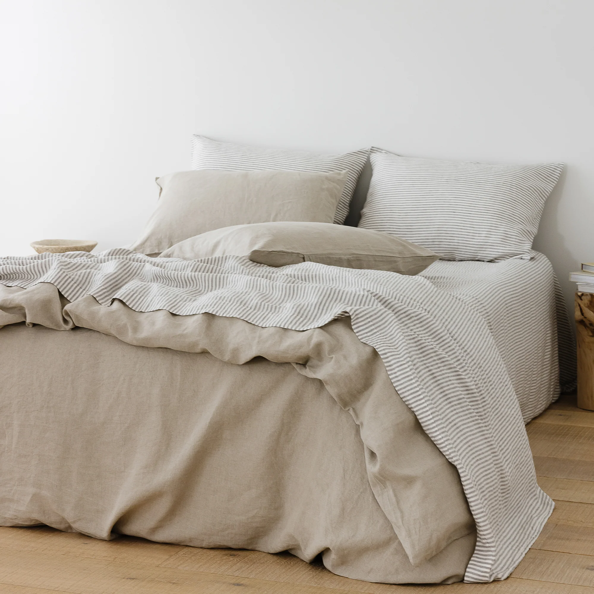 Grey Stripes Linen Fitted Sheet - Image 15