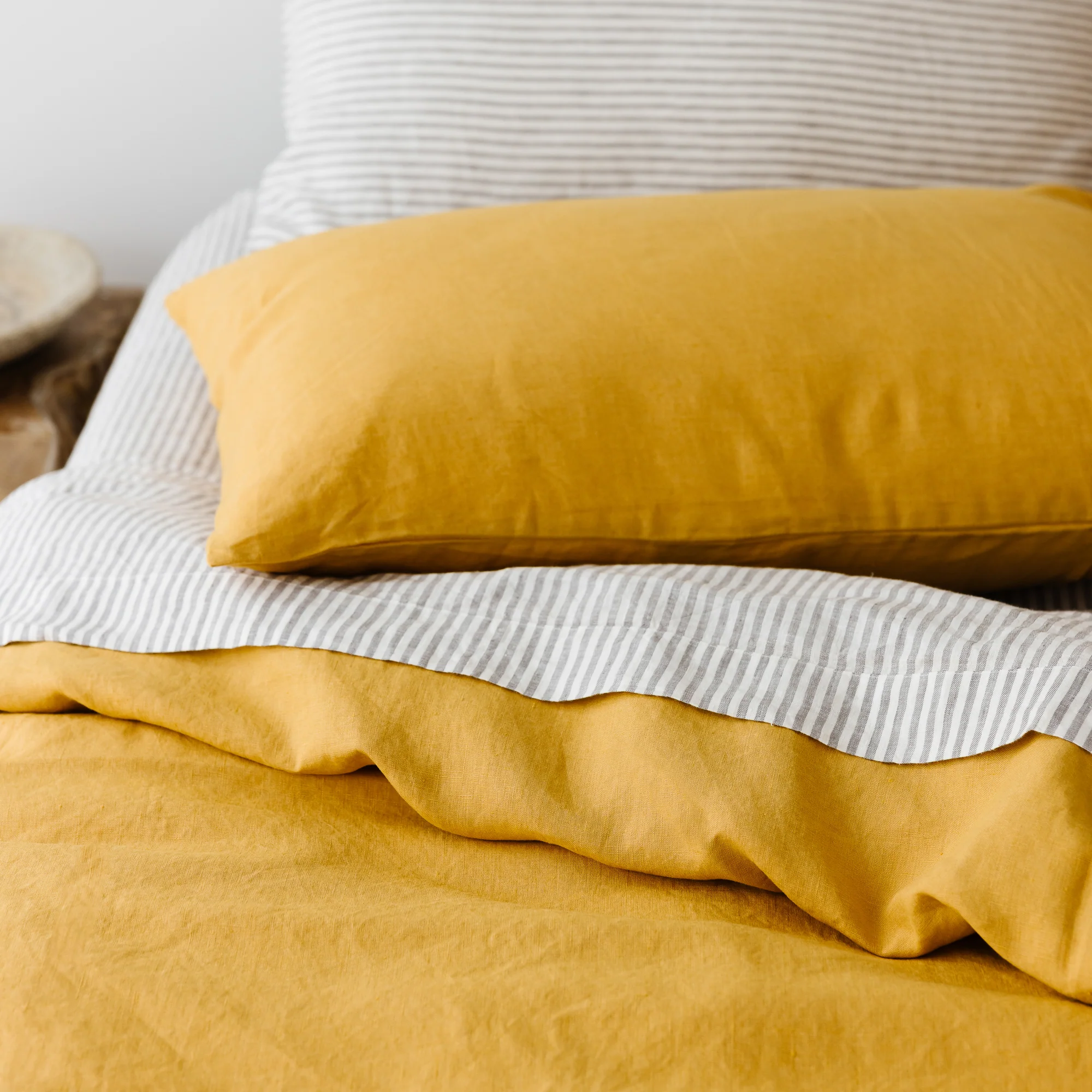 Grey Stripes Linen Sheets Set - Image 10