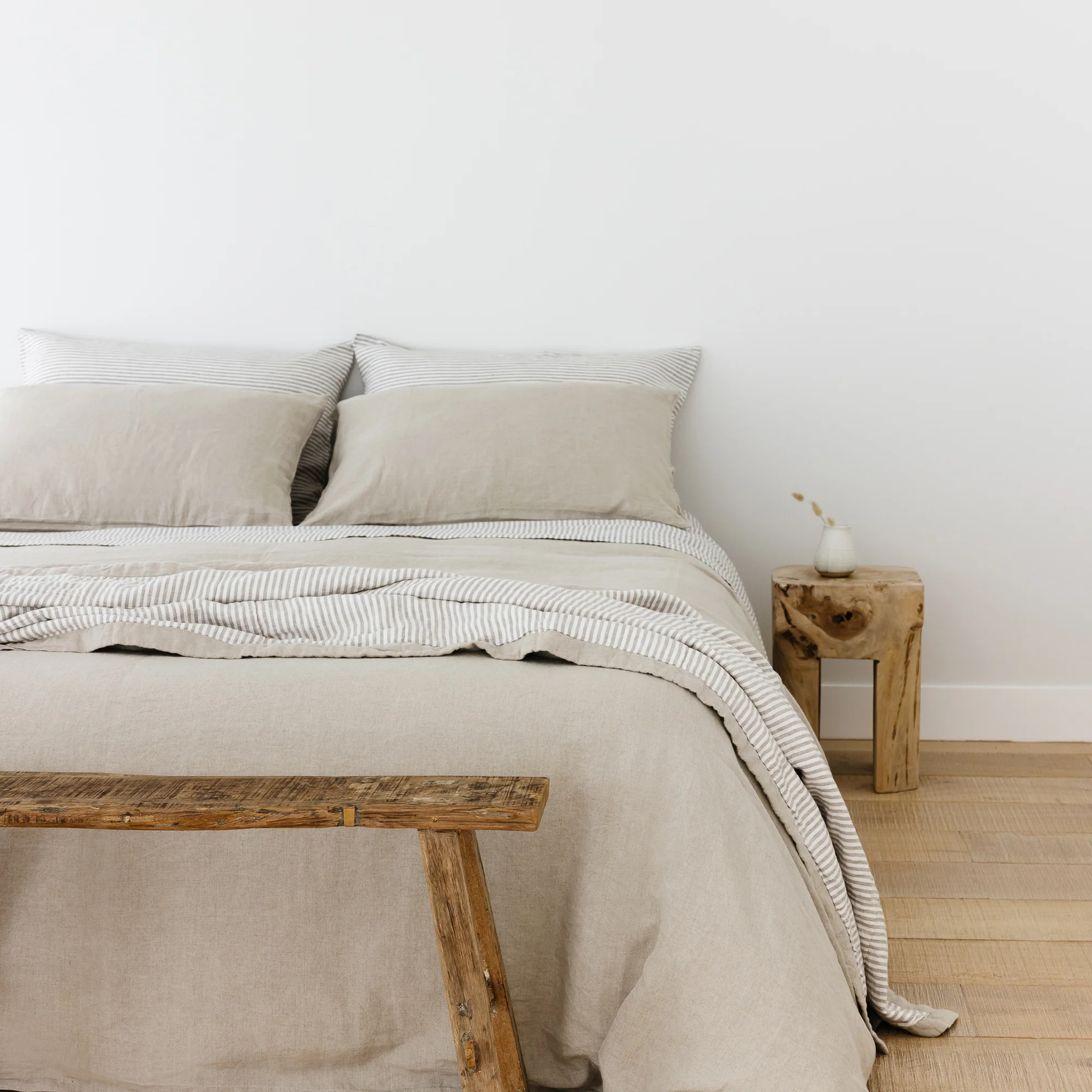 Grey Stripes Linen Sheets Set - Image 11