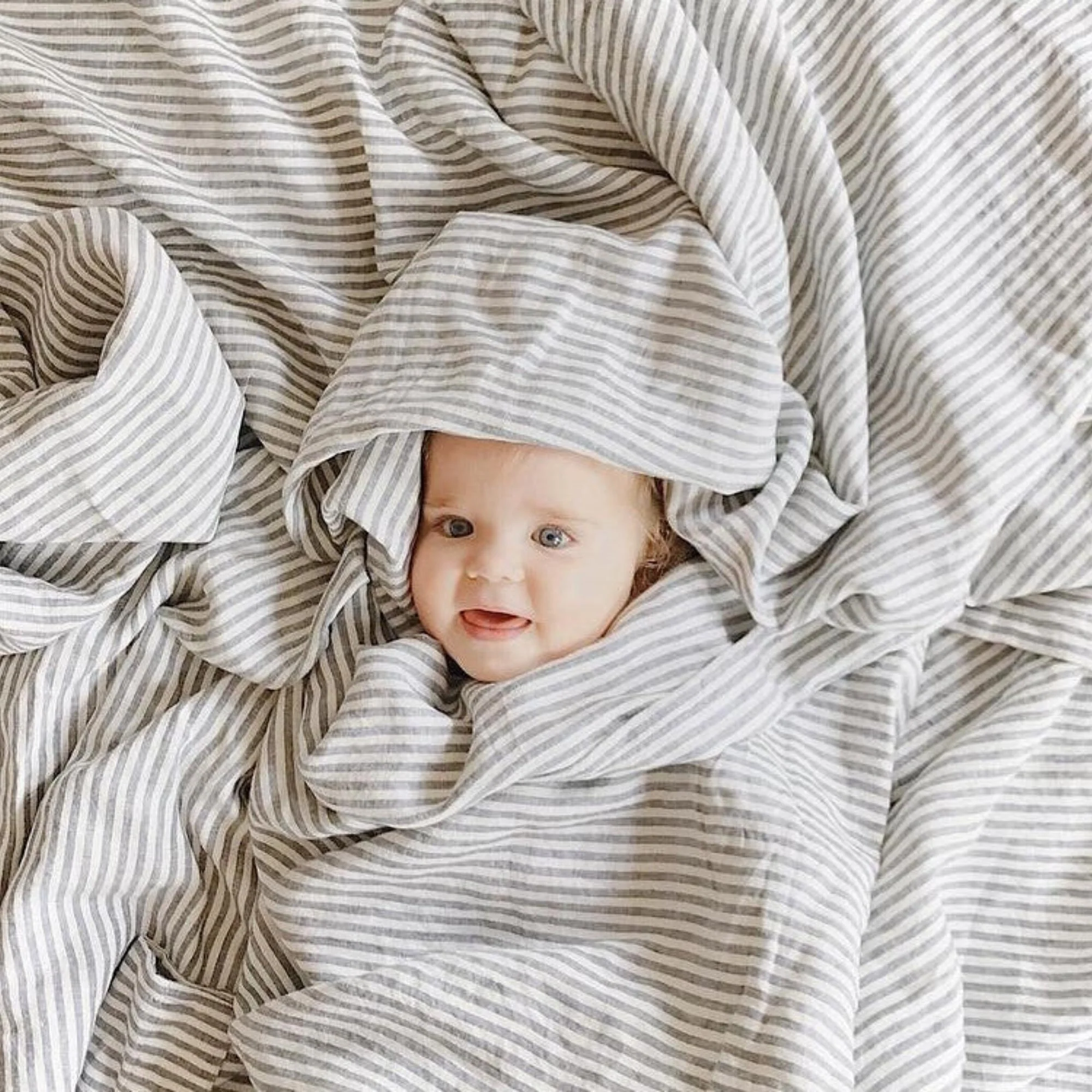 Grey Stripes Linen Sheets Set - Image 40