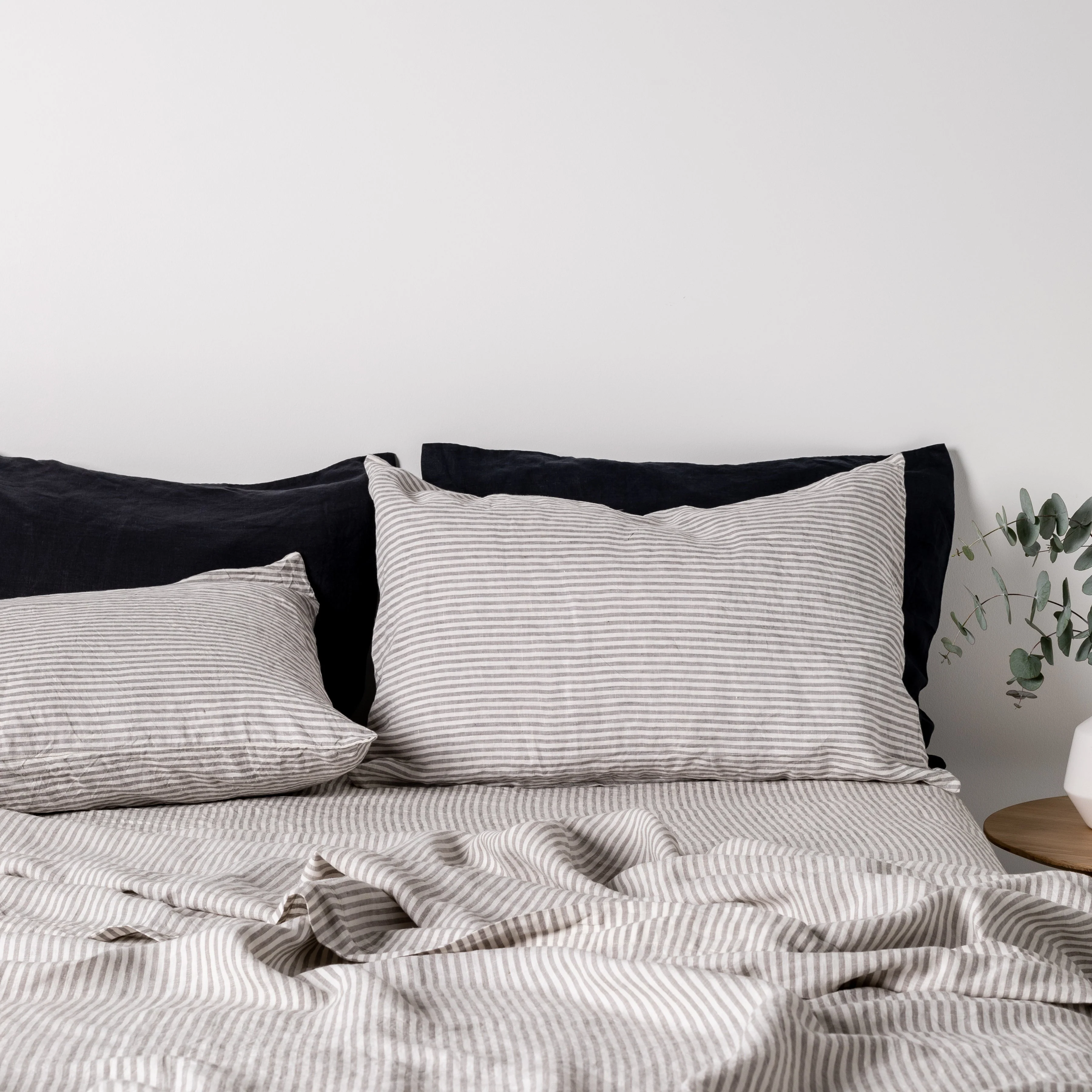 Grey Stripes Linen Sheets Set - Image 5