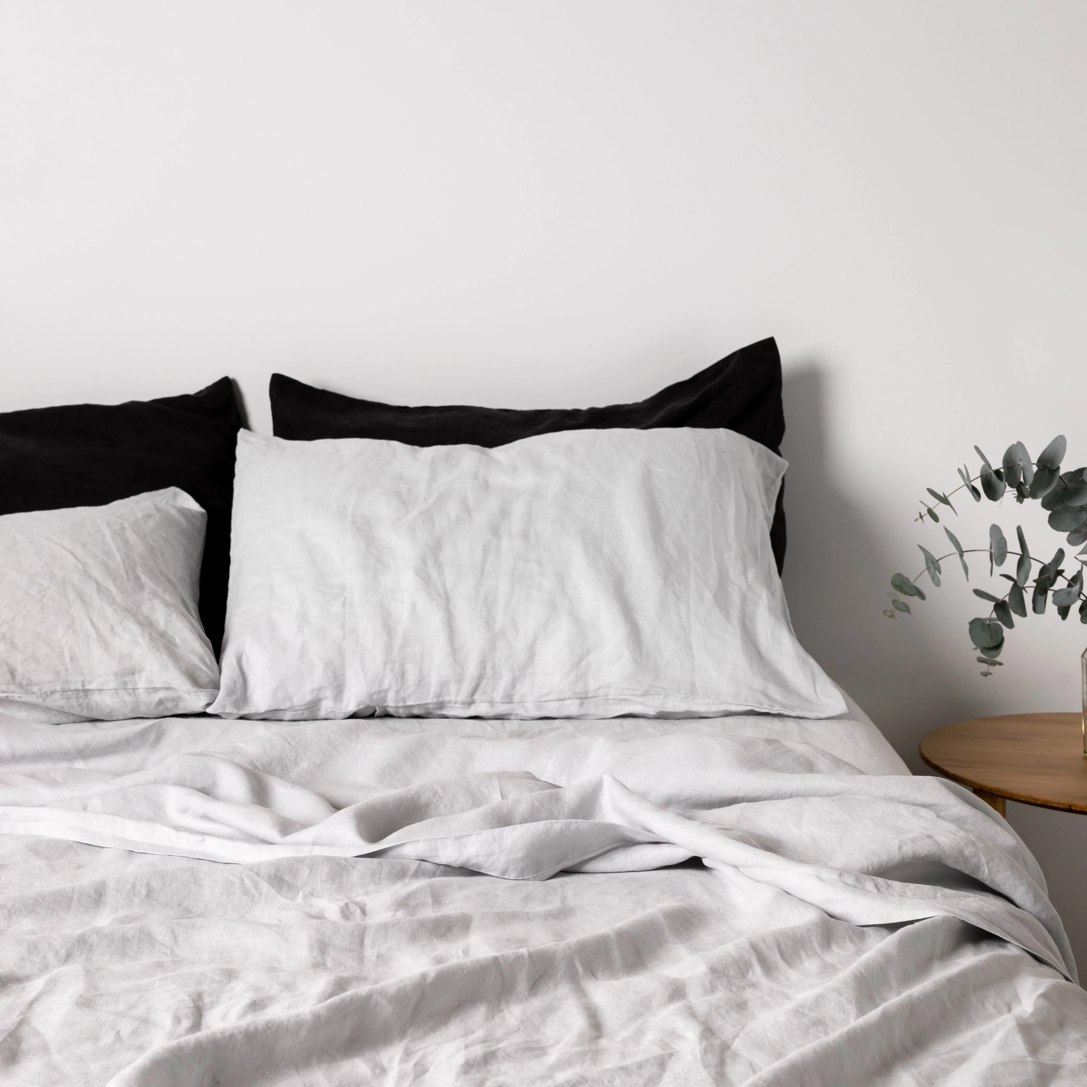 Light Grey Linen Sheets Set - Image 5