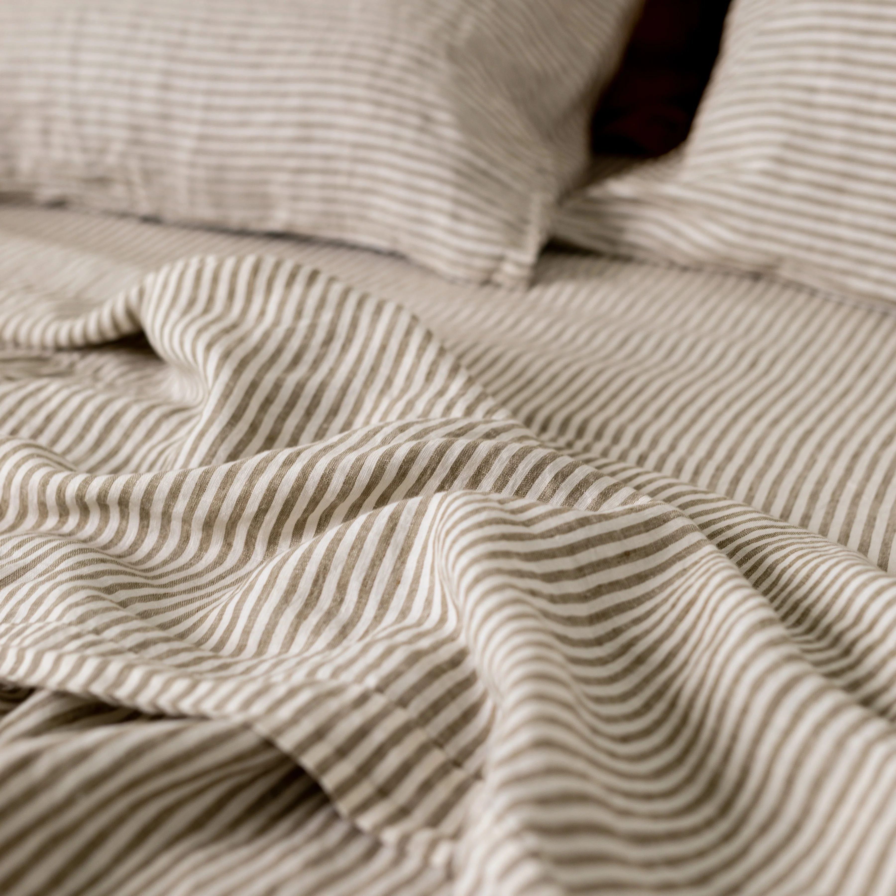 Olive Stripes Linen Sheets Set - Image 6