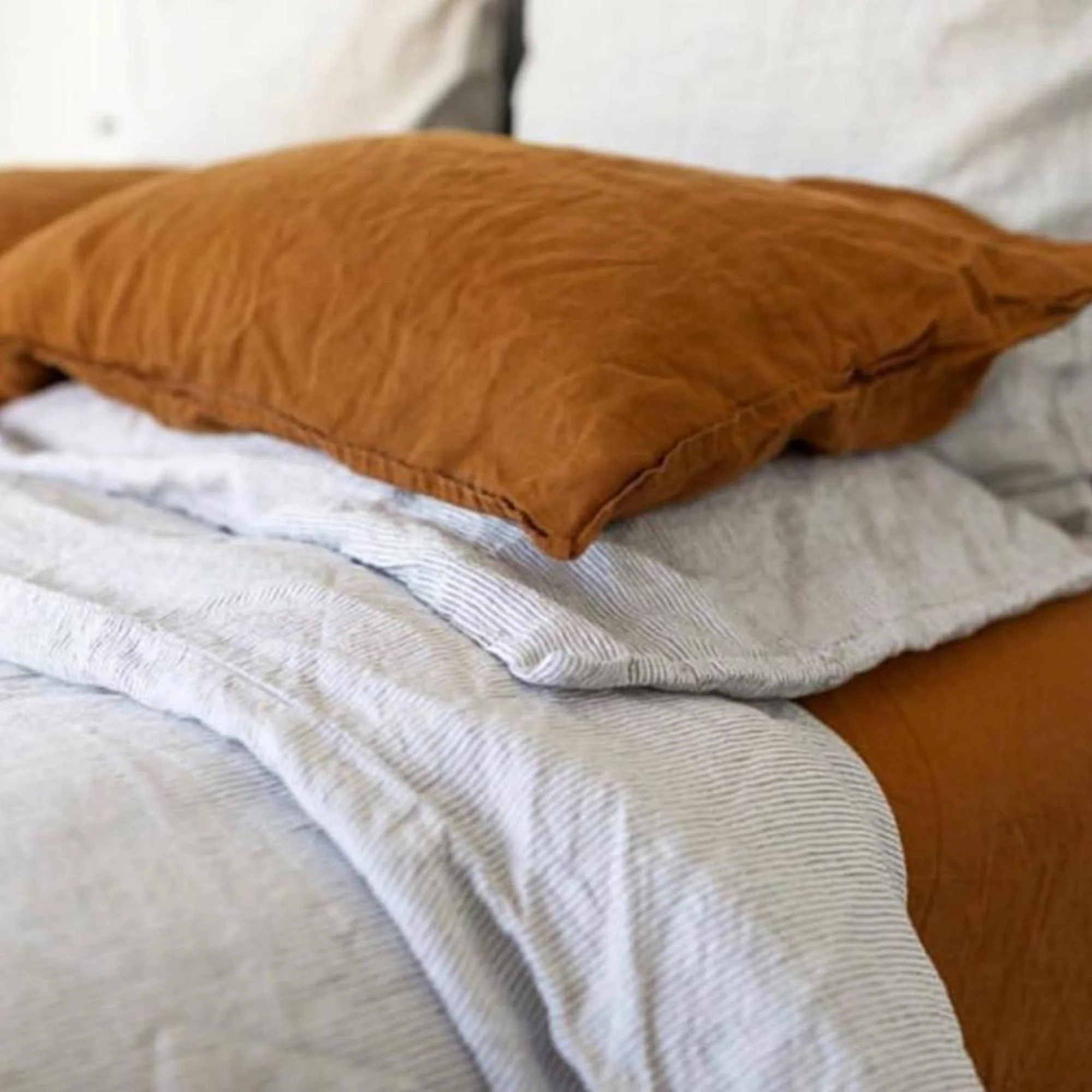 Pinstripes Linen Sheets Set - Image 11