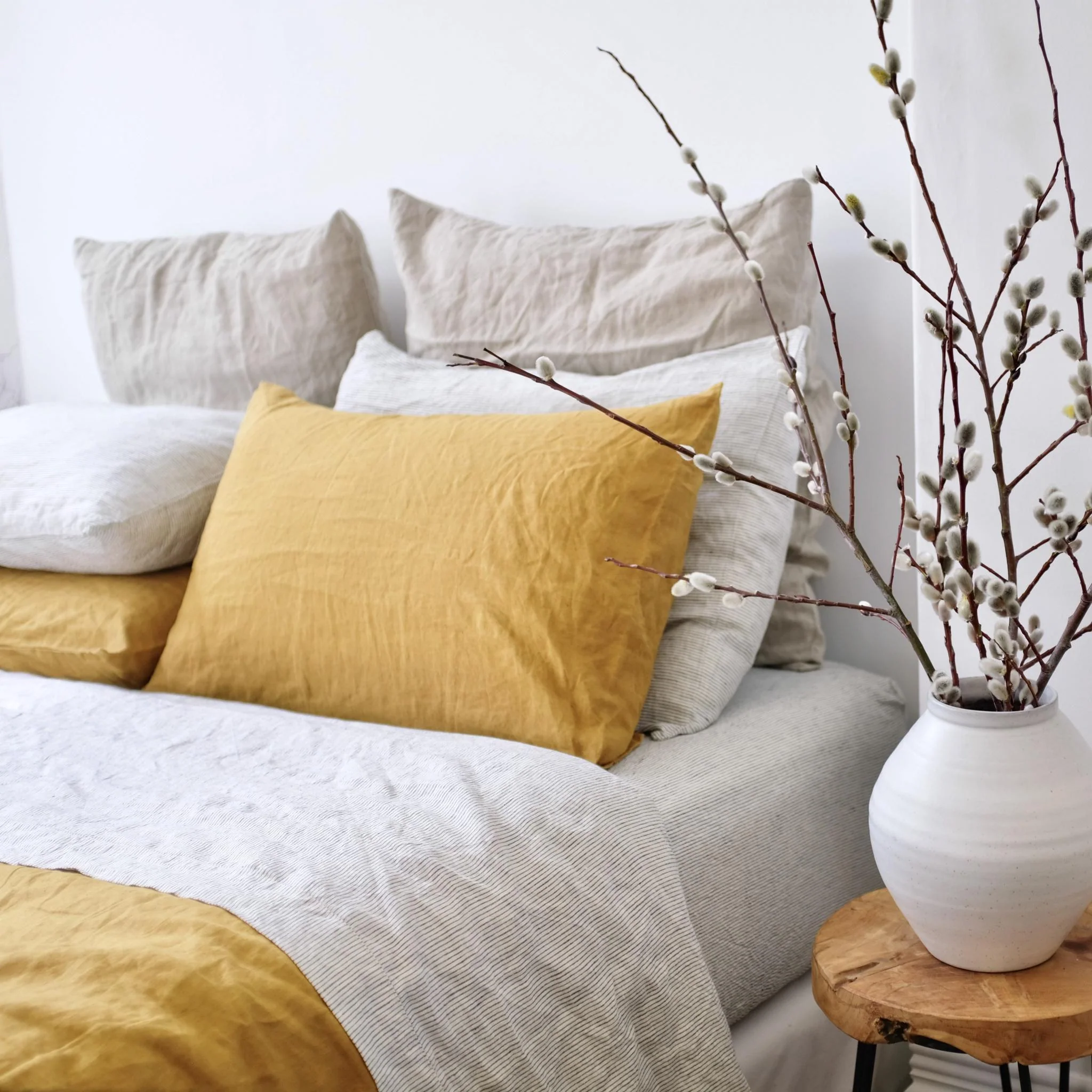 Pinstripes Linen Sheets Set - Image 8