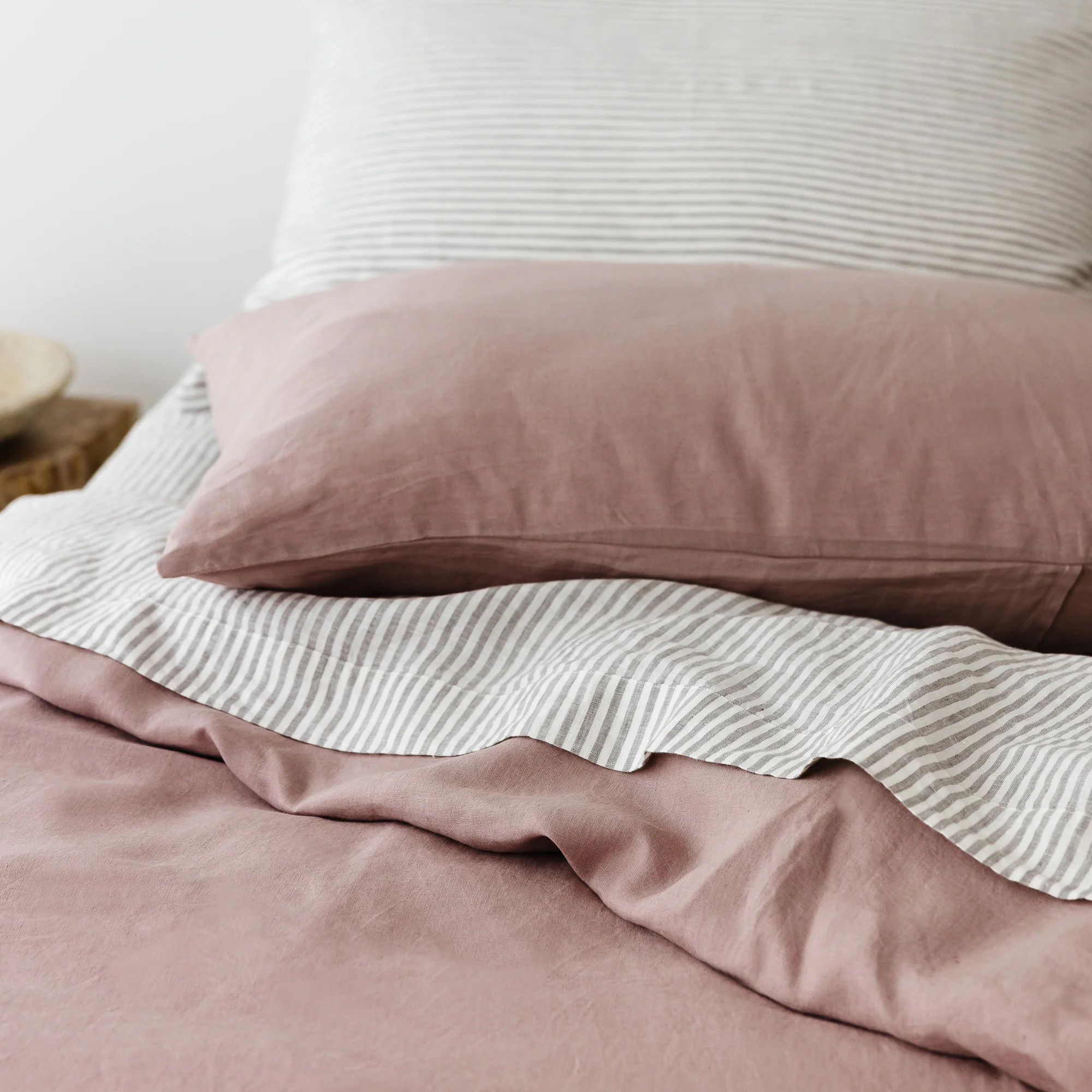 Rosewood Pink Linen Pillowcases - Image 3