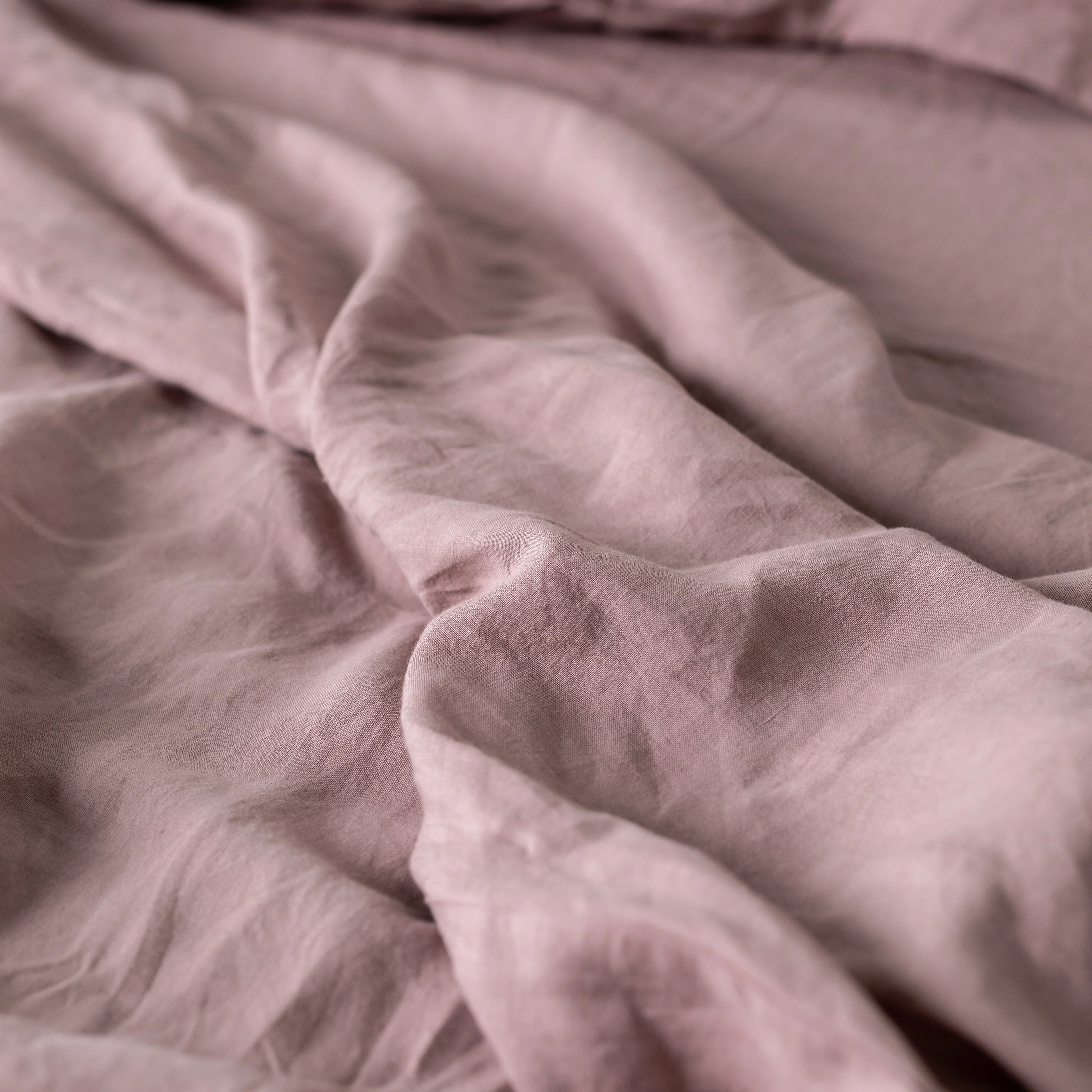 Rosewood Pink Linen Pillowcases - Image 7