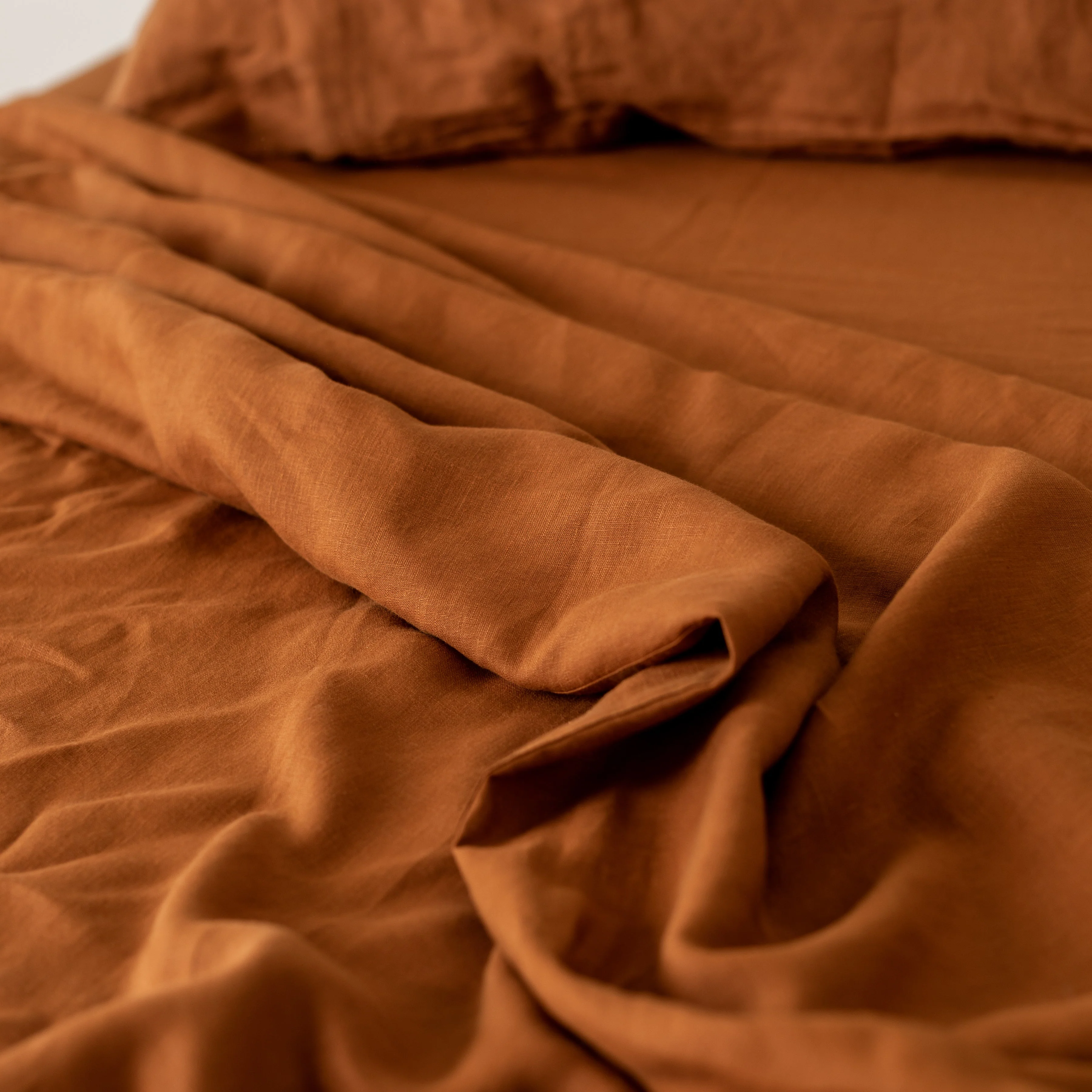 Tobacco Linen Fitted Sheet - Image 4
