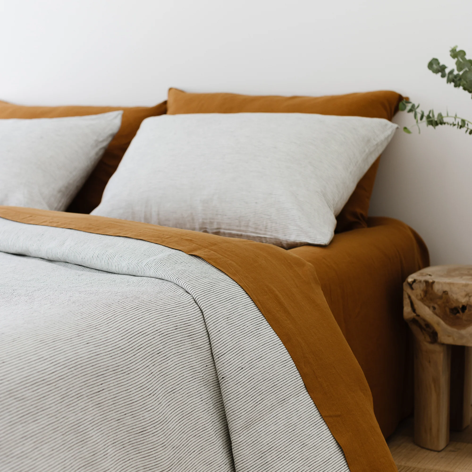 Tobacco Linen Sheets Set - Image 7