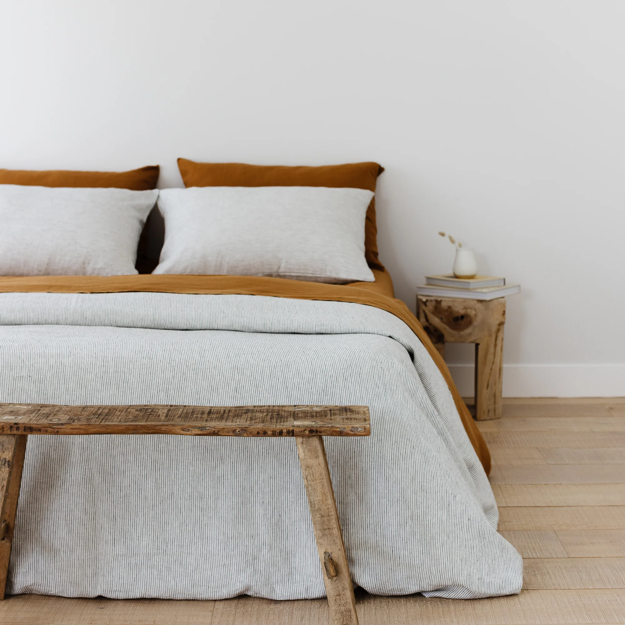 Tobacco Linen Sheets Set - Image 9